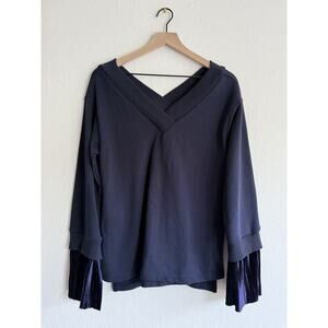 J.O.A. Los Angeles navy blue V-neck back & front sweatshirt pleated bell cuffs S